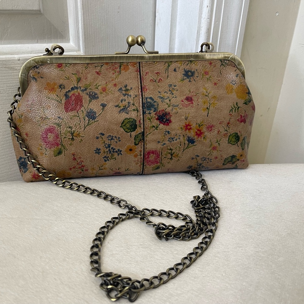Patricia Nash Beige Floral Kiss-lock Clutch with Brass Chain NWOT - Picture 2 of 8